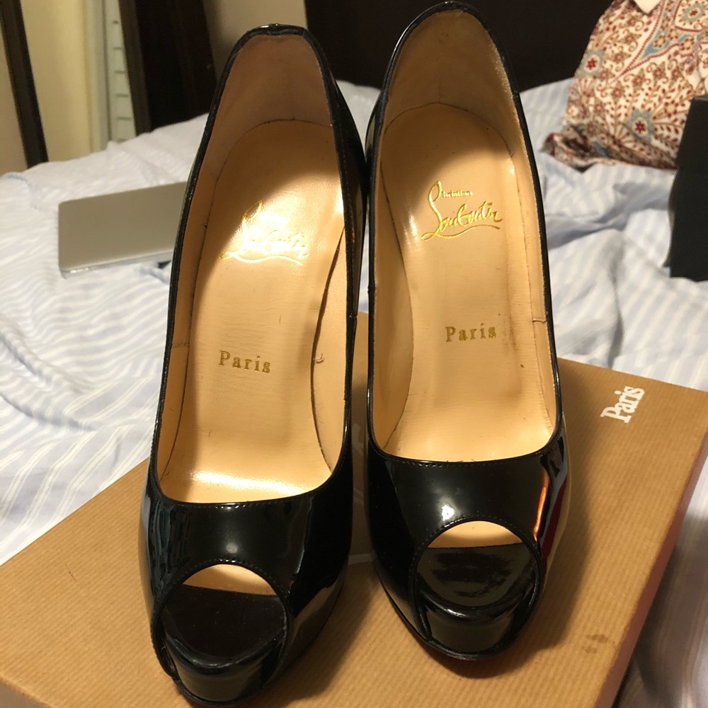 Christian Louboutin Black New Very Prive